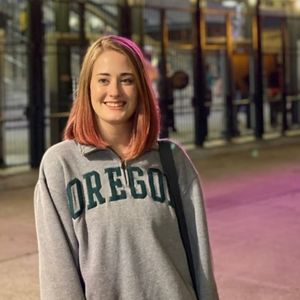 Meet your Posher, Caitlin